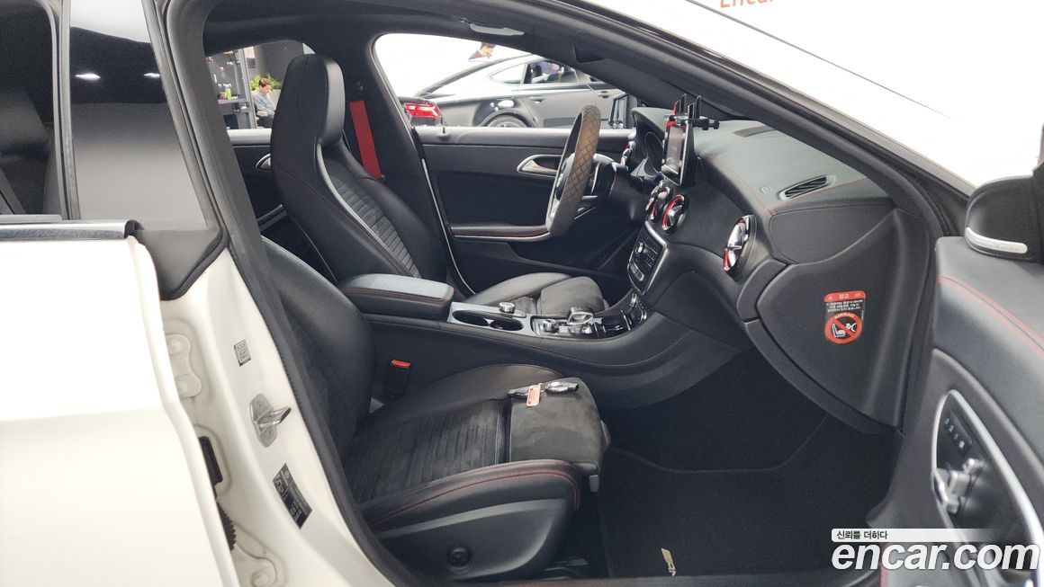 Mercedes-Benz CLA-Class 2018
