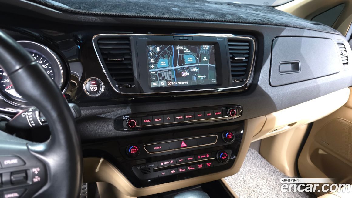 Kia Canival 2019