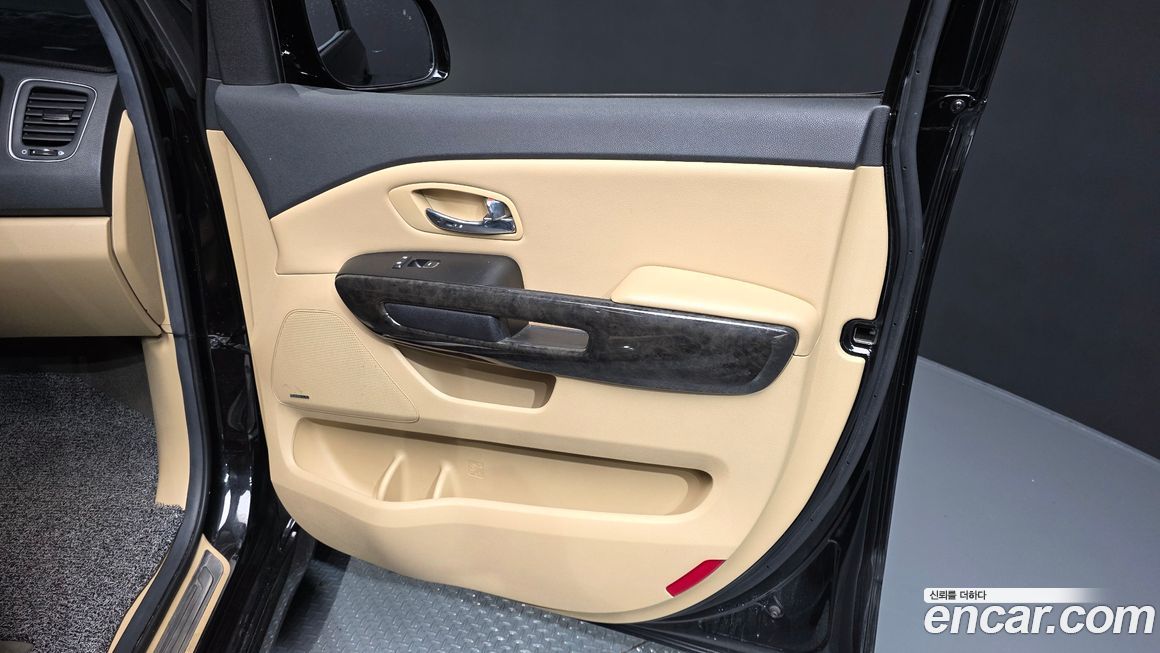 Kia Canival 2019