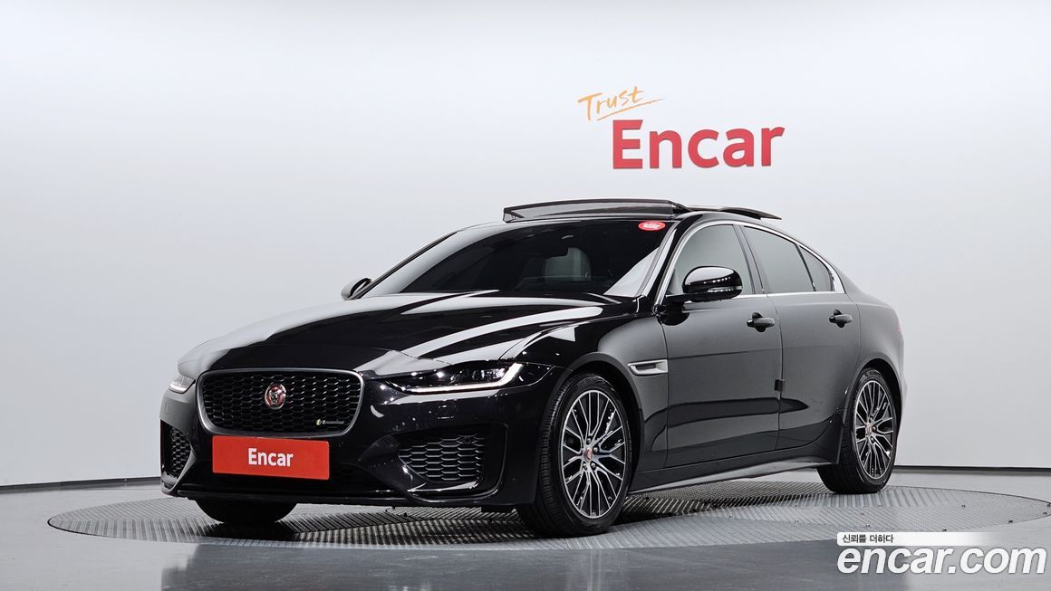 Jaguar XE 2020