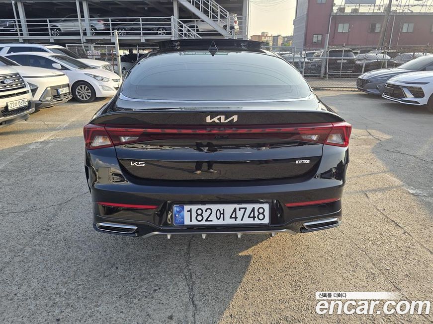 Kia K5 2023