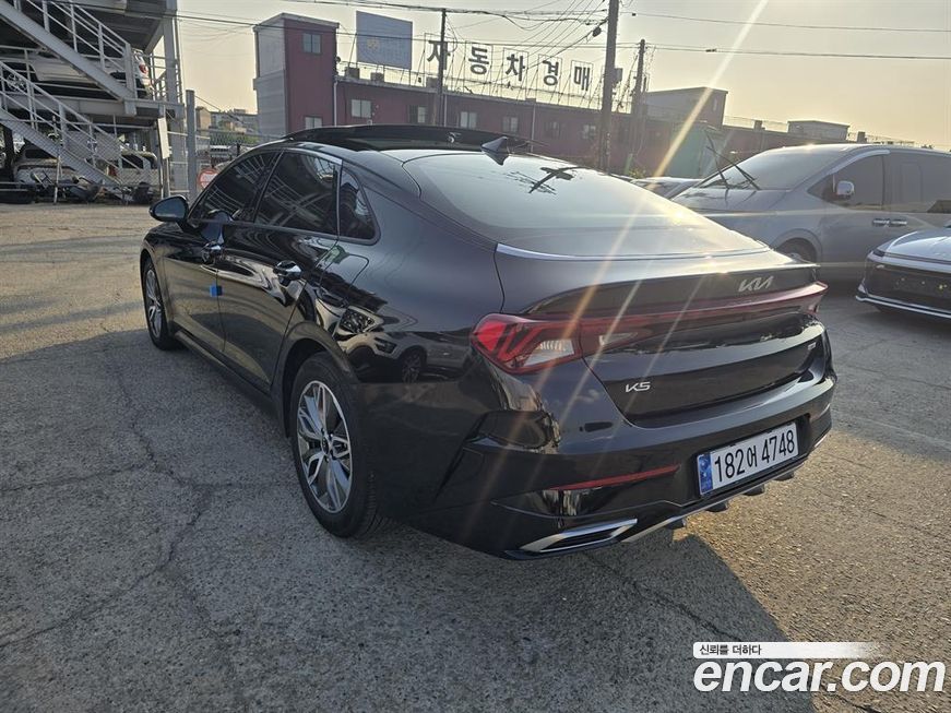 Kia K5 2023