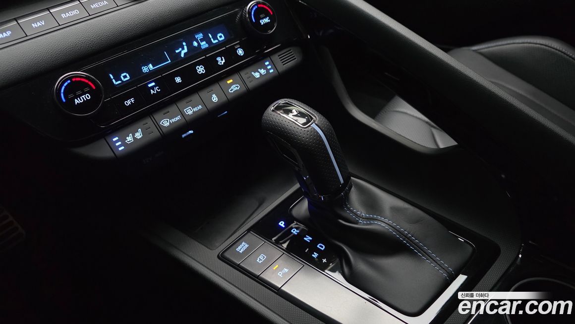 Hyundai AVANTE 2022