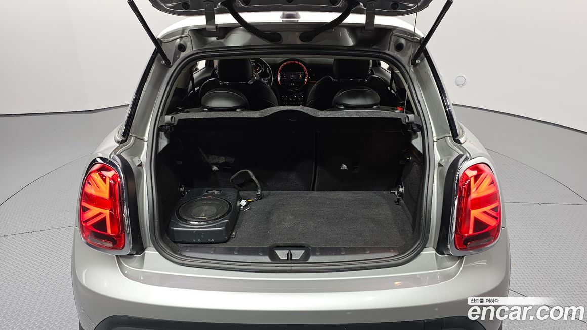 Mini Cooper 2024