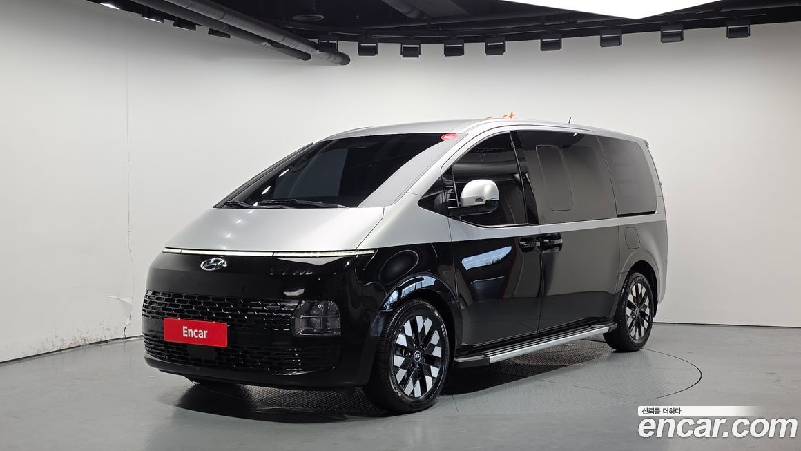 Hyundai Staria 2023