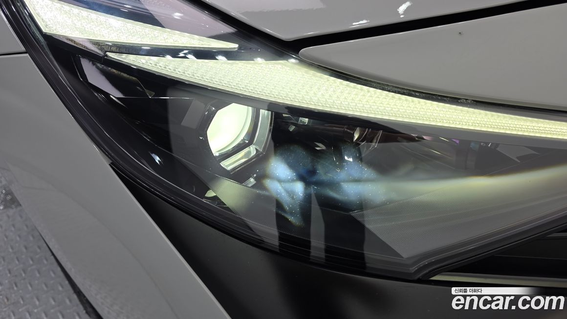 Hyundai AVANTE 2022