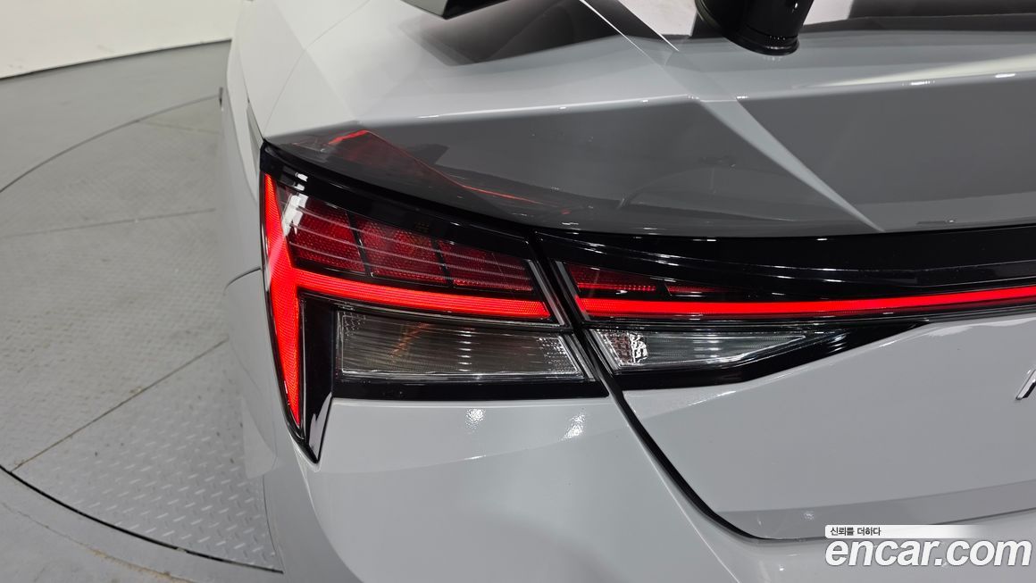 Hyundai AVANTE 2022