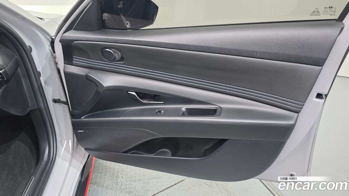 Hyundai AVANTE 2022