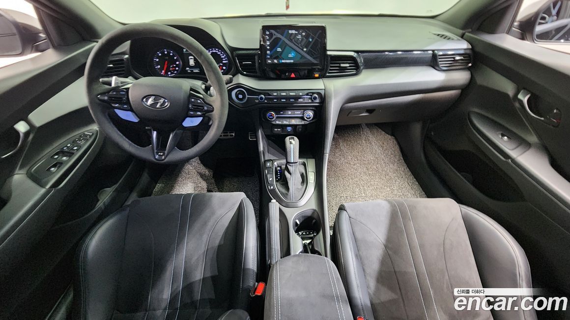 Hyundai Veloster 2022