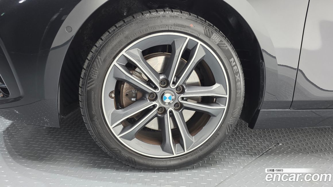 BMW 1-Series 2021