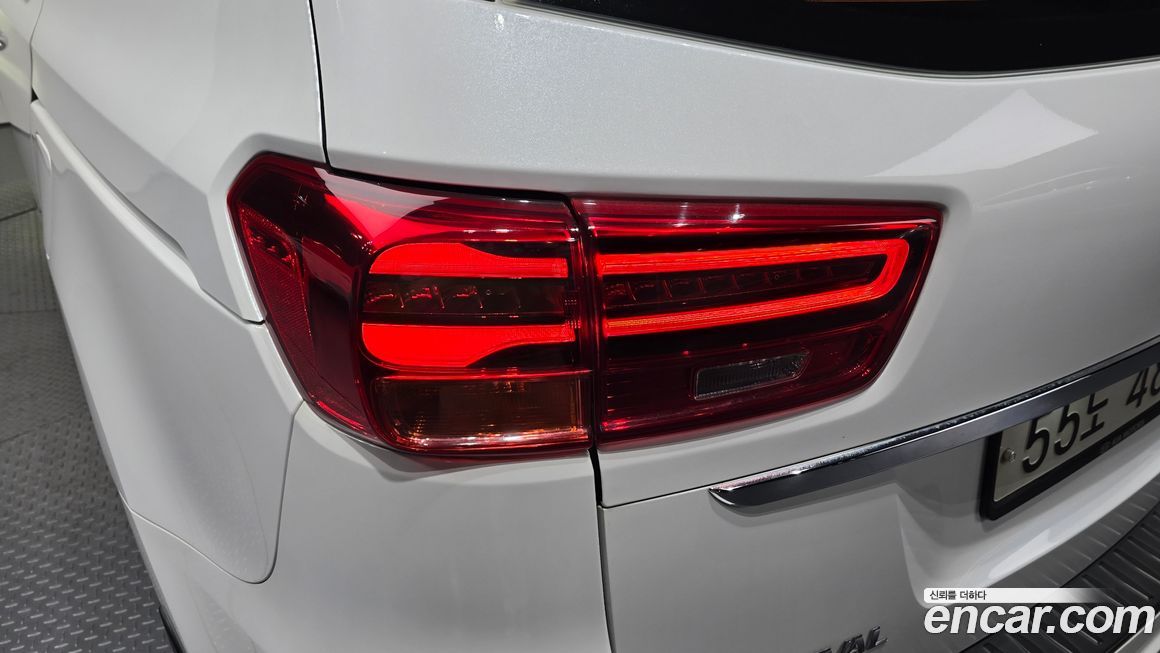 Kia Canival 2019