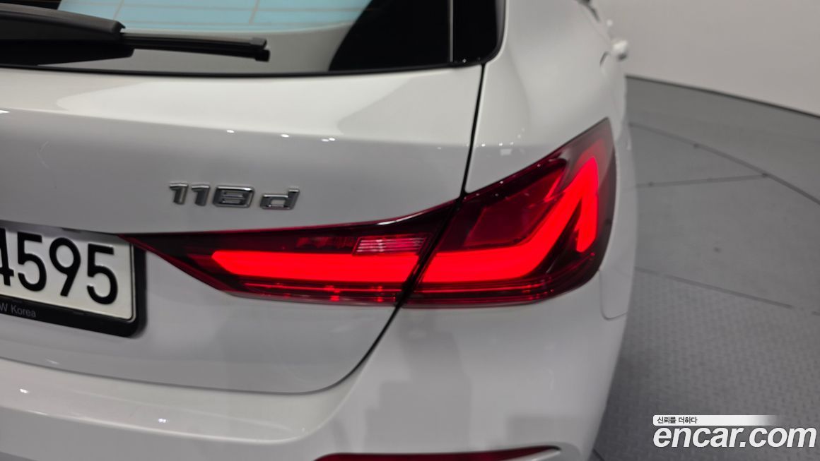 BMW 1-Series 2021