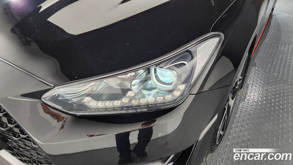 Hyundai Veloster 2022