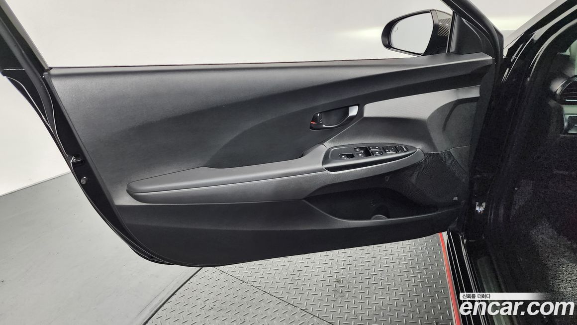 Hyundai Veloster 2022