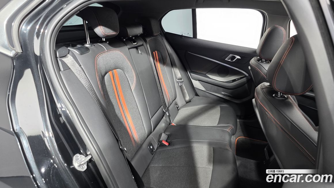 BMW 1-Series 2021