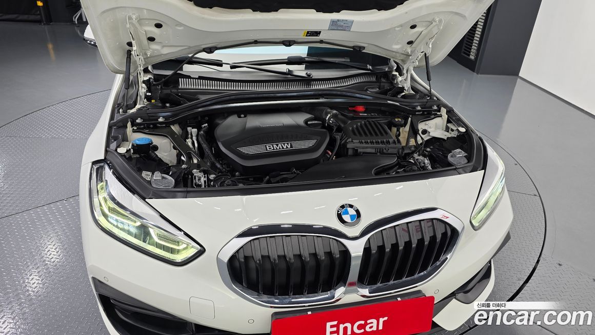 BMW 1-Series 2021