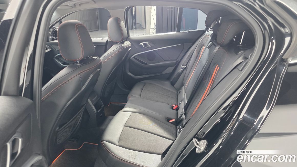 BMW 1-Series 2021