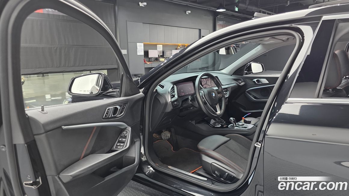 BMW 1-Series 2021