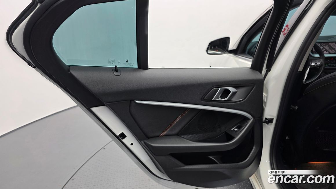 BMW 1-Series 2021