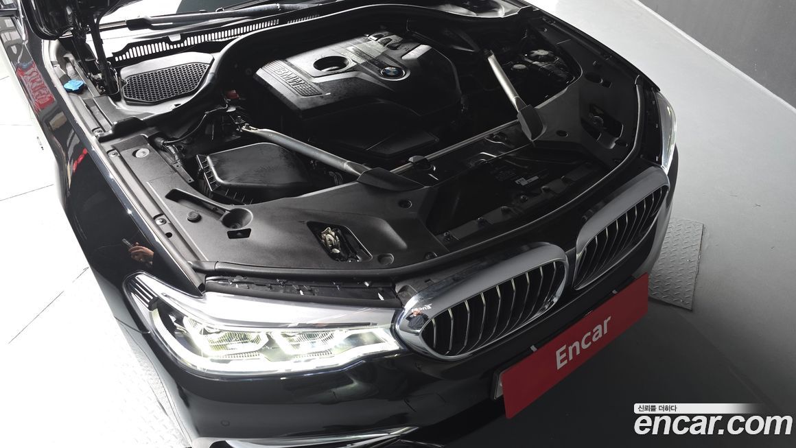 BMW 5-Series 2018