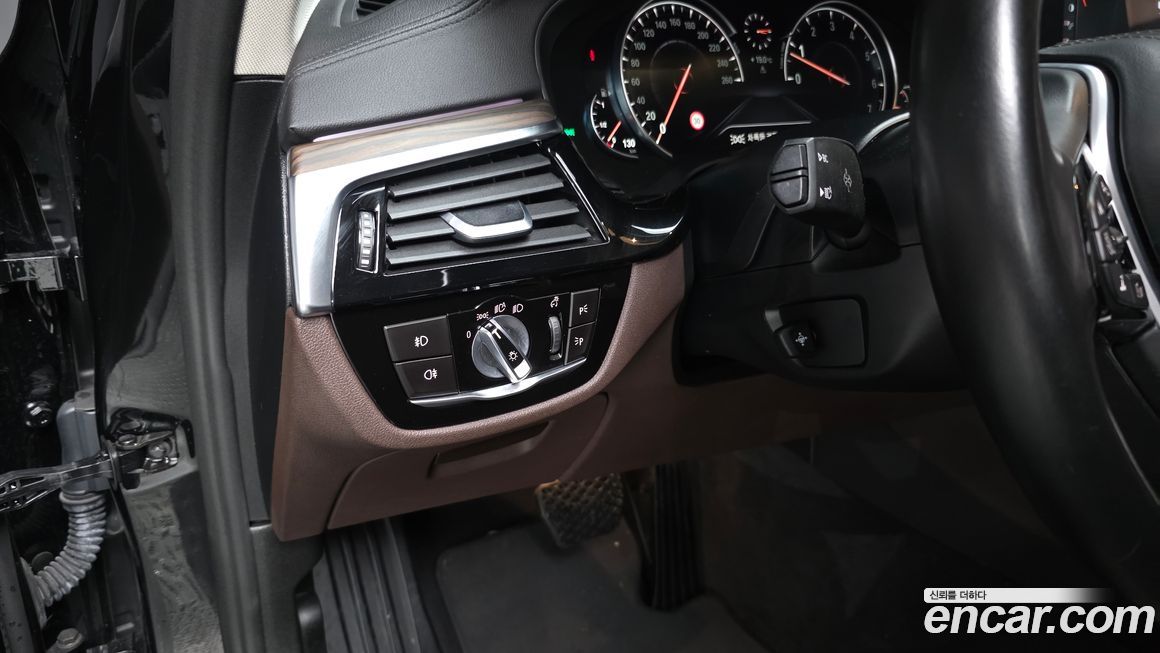 BMW 5-Series 2018