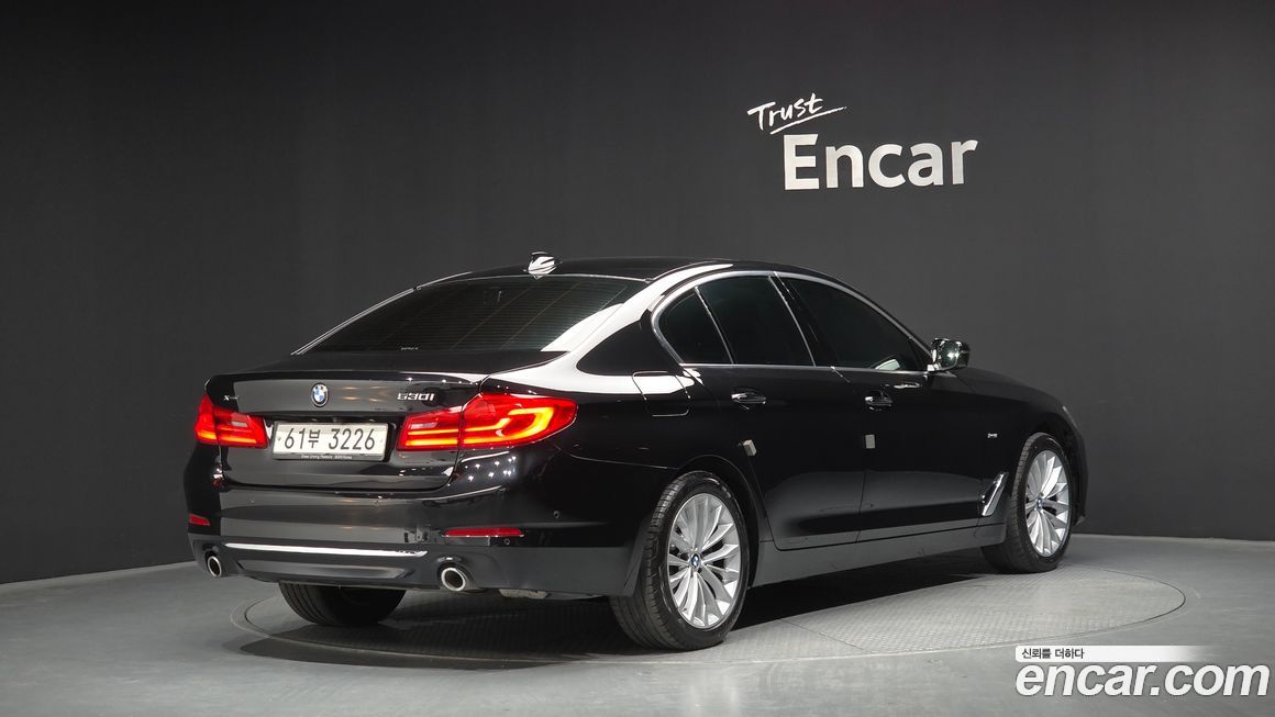 BMW 5-Series 2018