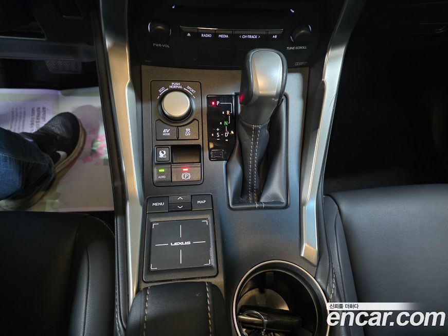 Lexus NX 2015