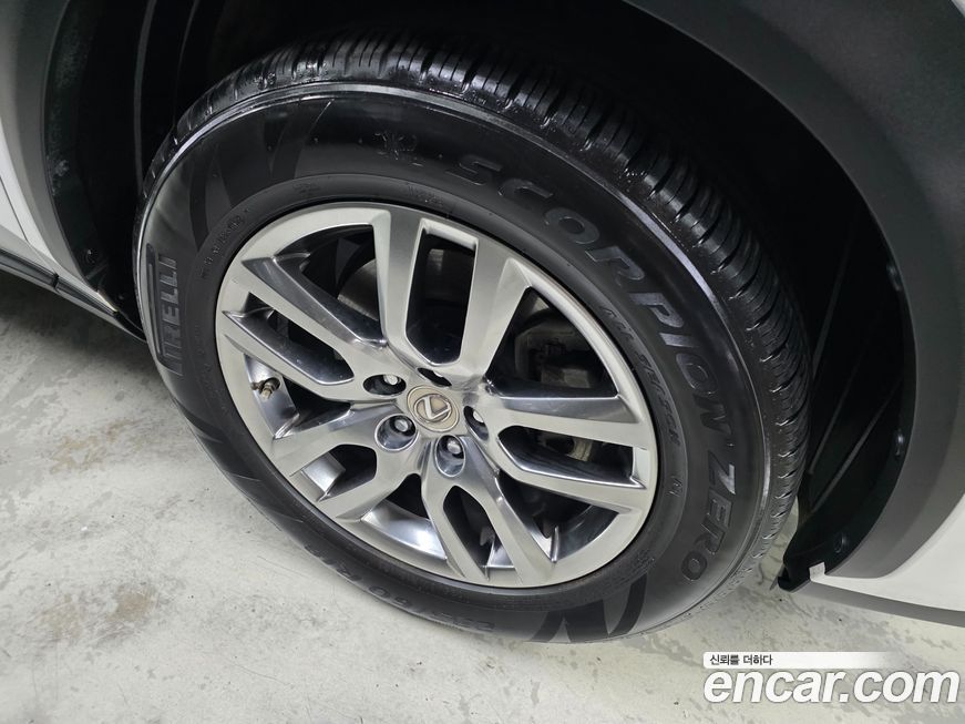Lexus NX 2015