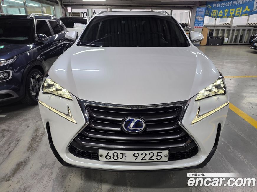 Lexus NX 2015