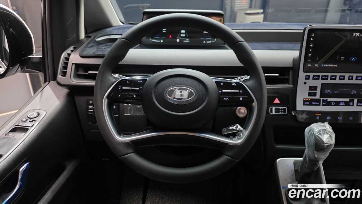 Hyundai Staria 2022