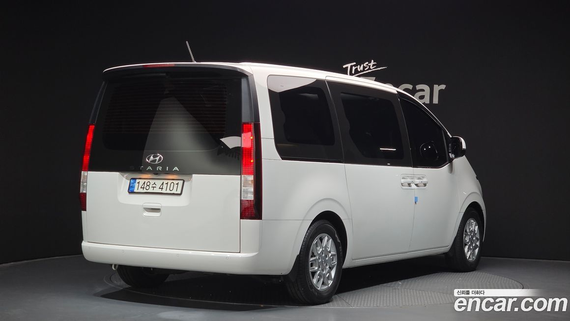 Hyundai Staria 2022
