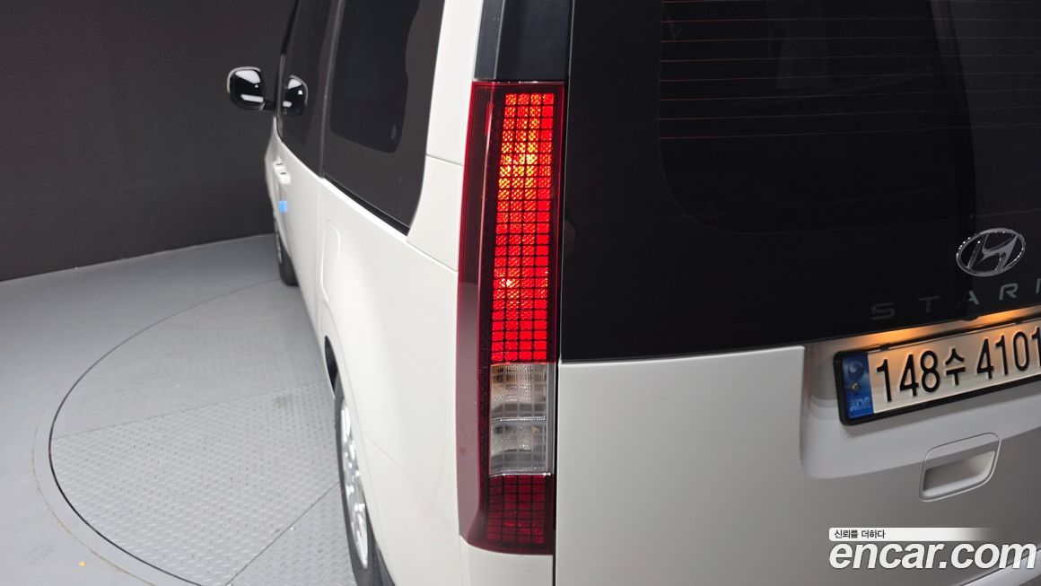Hyundai Staria 2022