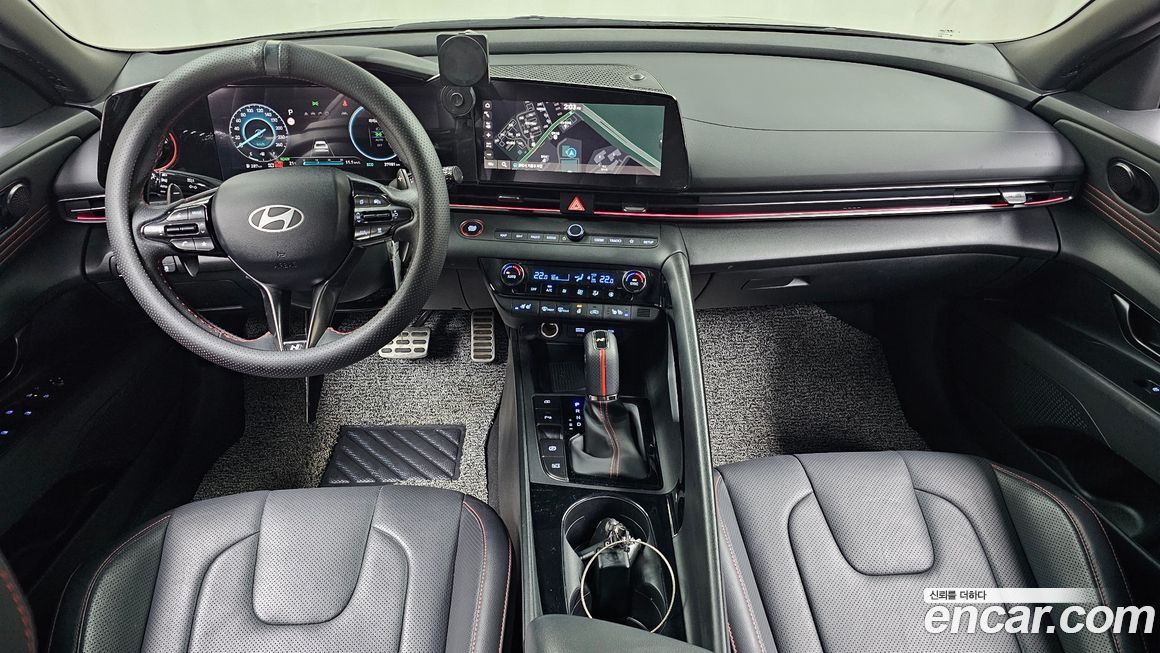 Hyundai AVANTE 2025