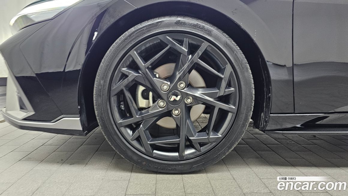 Hyundai AVANTE 2025