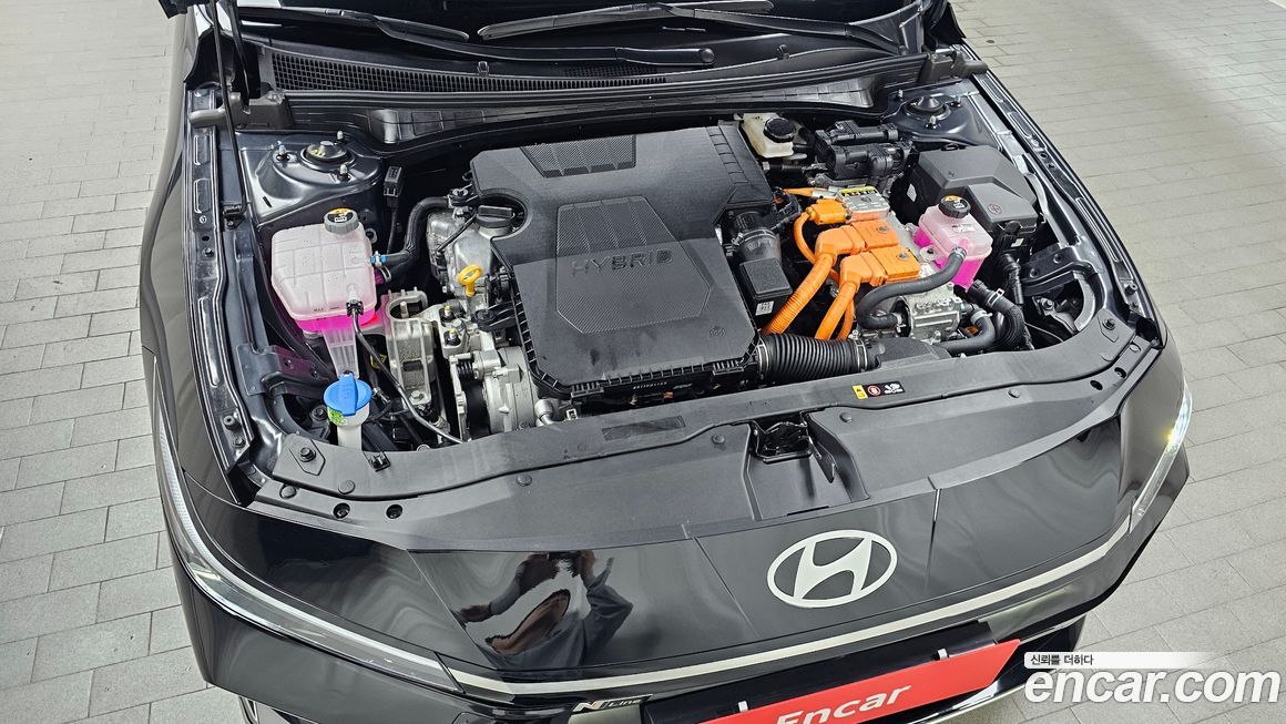 Hyundai AVANTE 2025