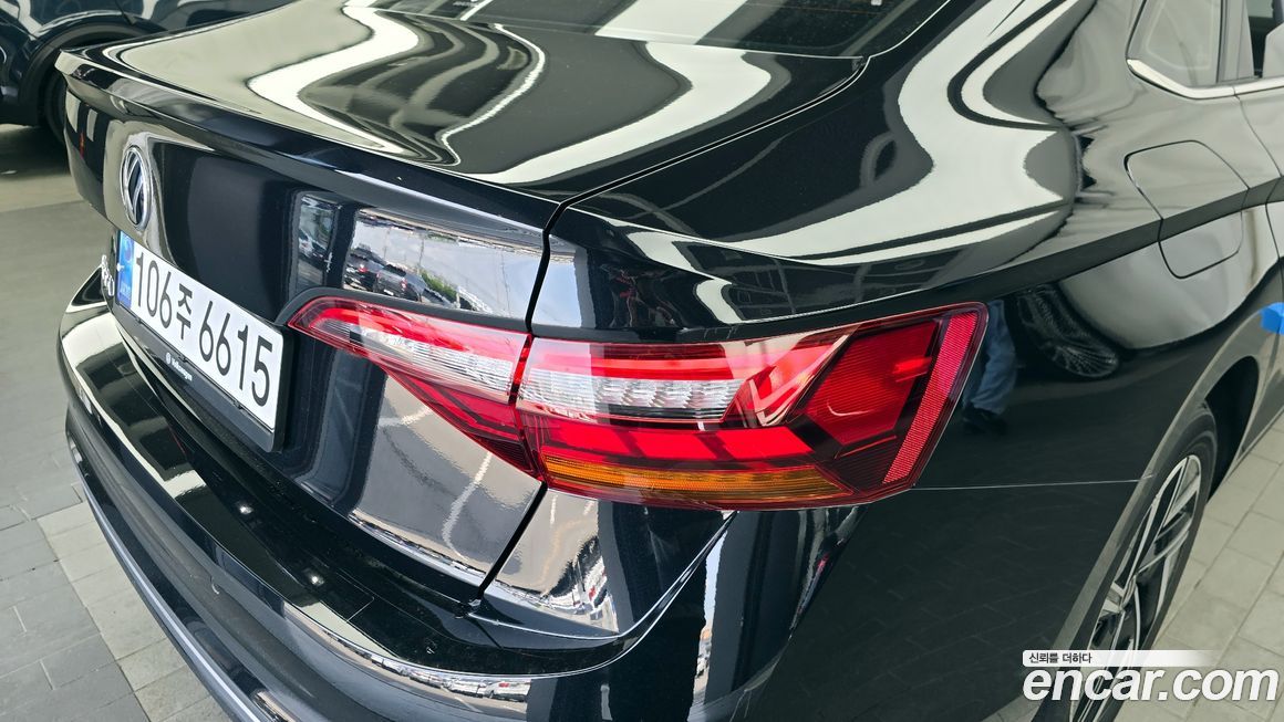 Volkswagen Jetta 2023