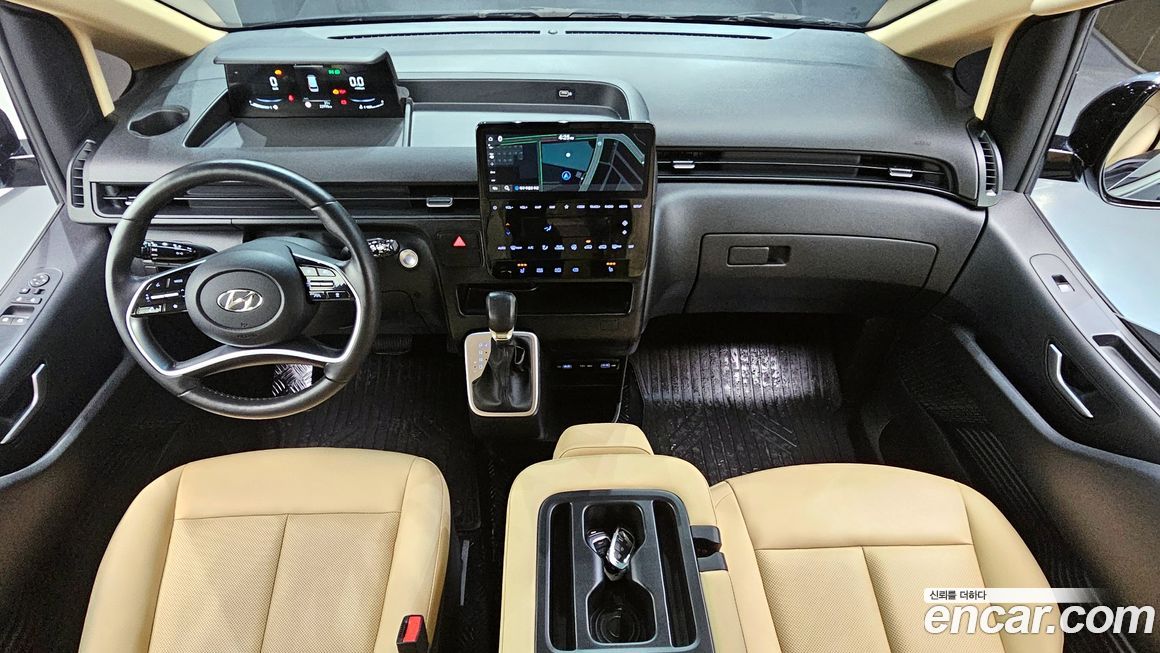 Hyundai Staria 2023