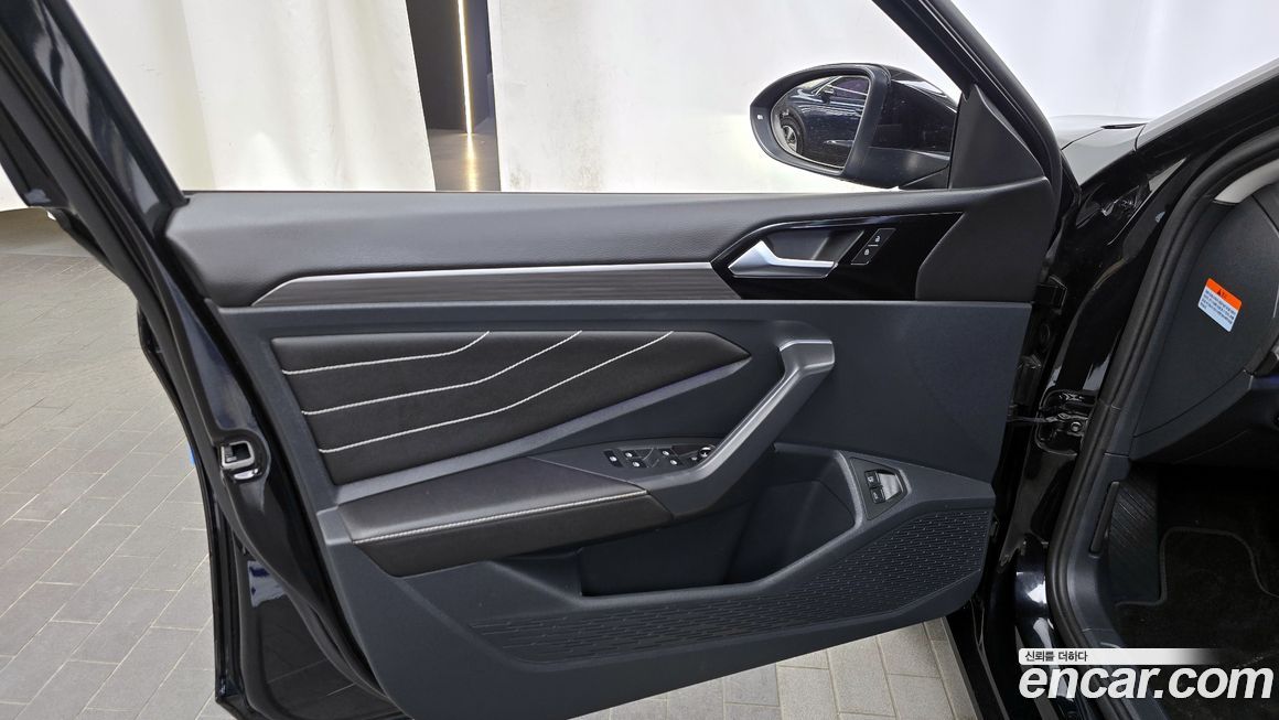 Volkswagen Jetta 2023