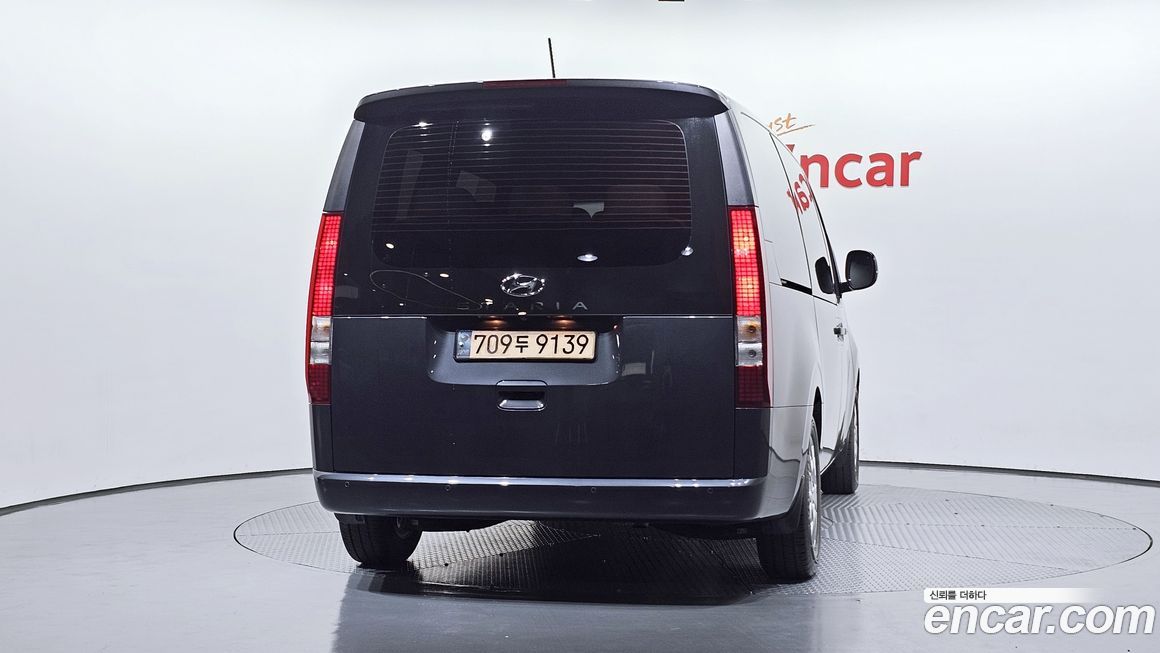 Hyundai Staria 2023