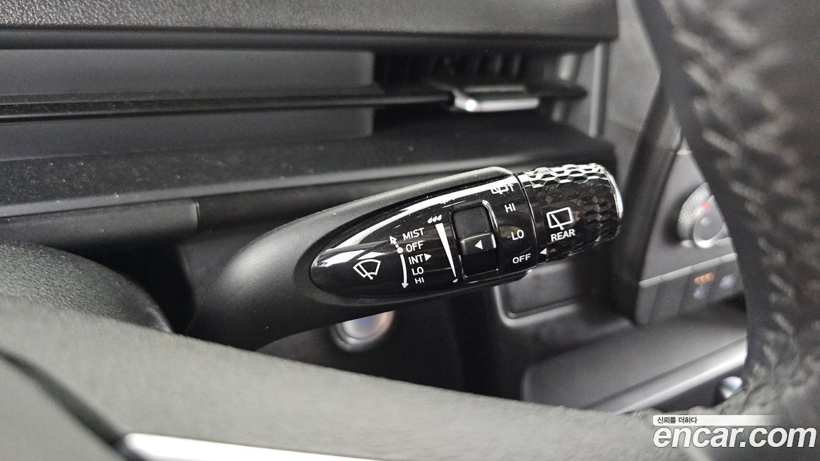 Hyundai Staria 2024
