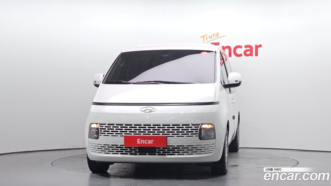 Hyundai Staria 2024