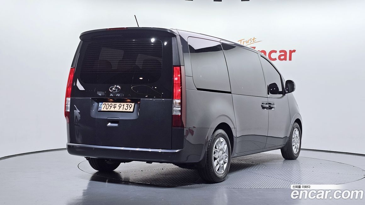 Hyundai Staria 2023