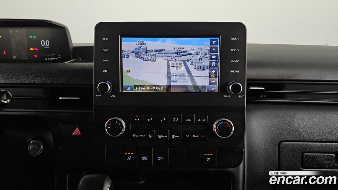 Hyundai Staria 2024