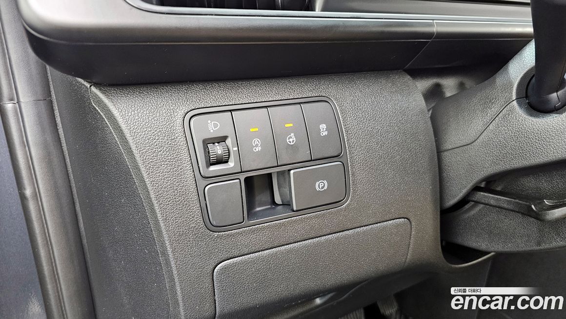 Hyundai Staria 2023