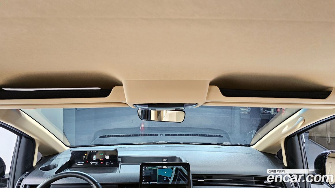 Hyundai Staria 2023