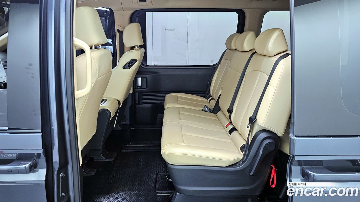 Hyundai Staria 2023