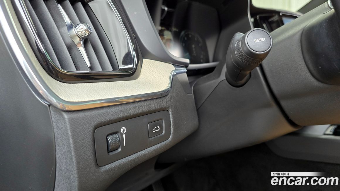 Volvo XC60 2019