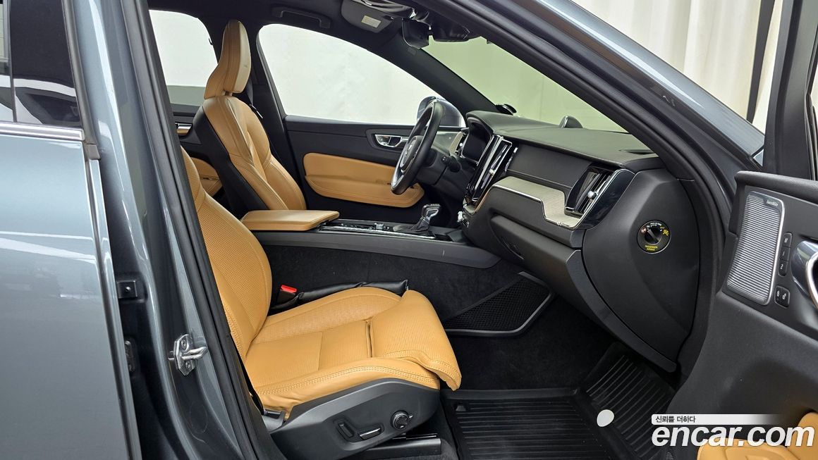 Volvo XC60 2019