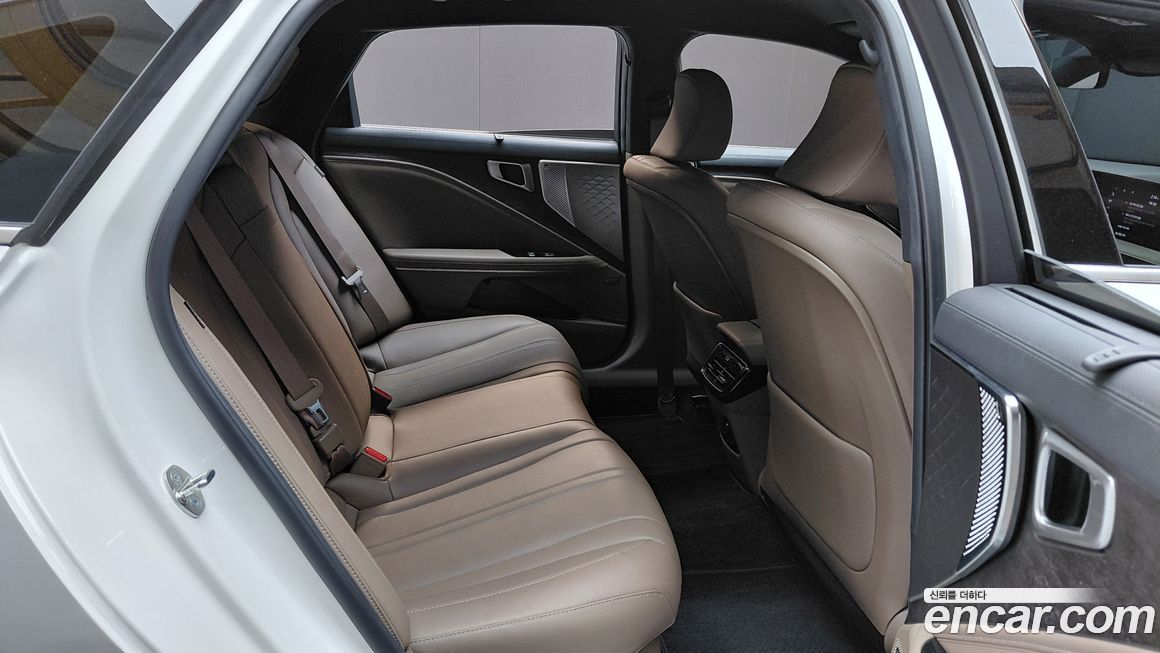Kia K8 2023