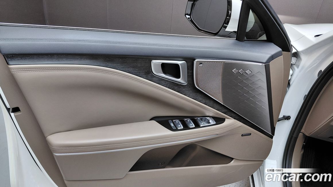 Kia K8 2023